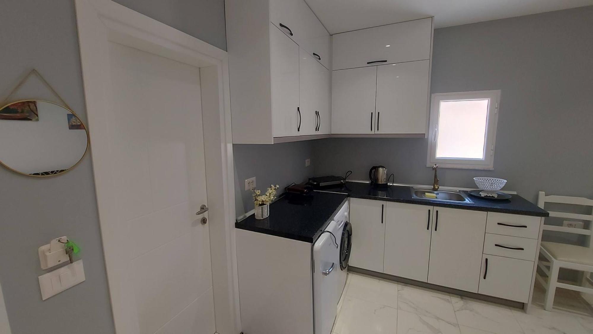 Beni 'S Apartments ซารานเดอ ภายนอก รูปภาพ