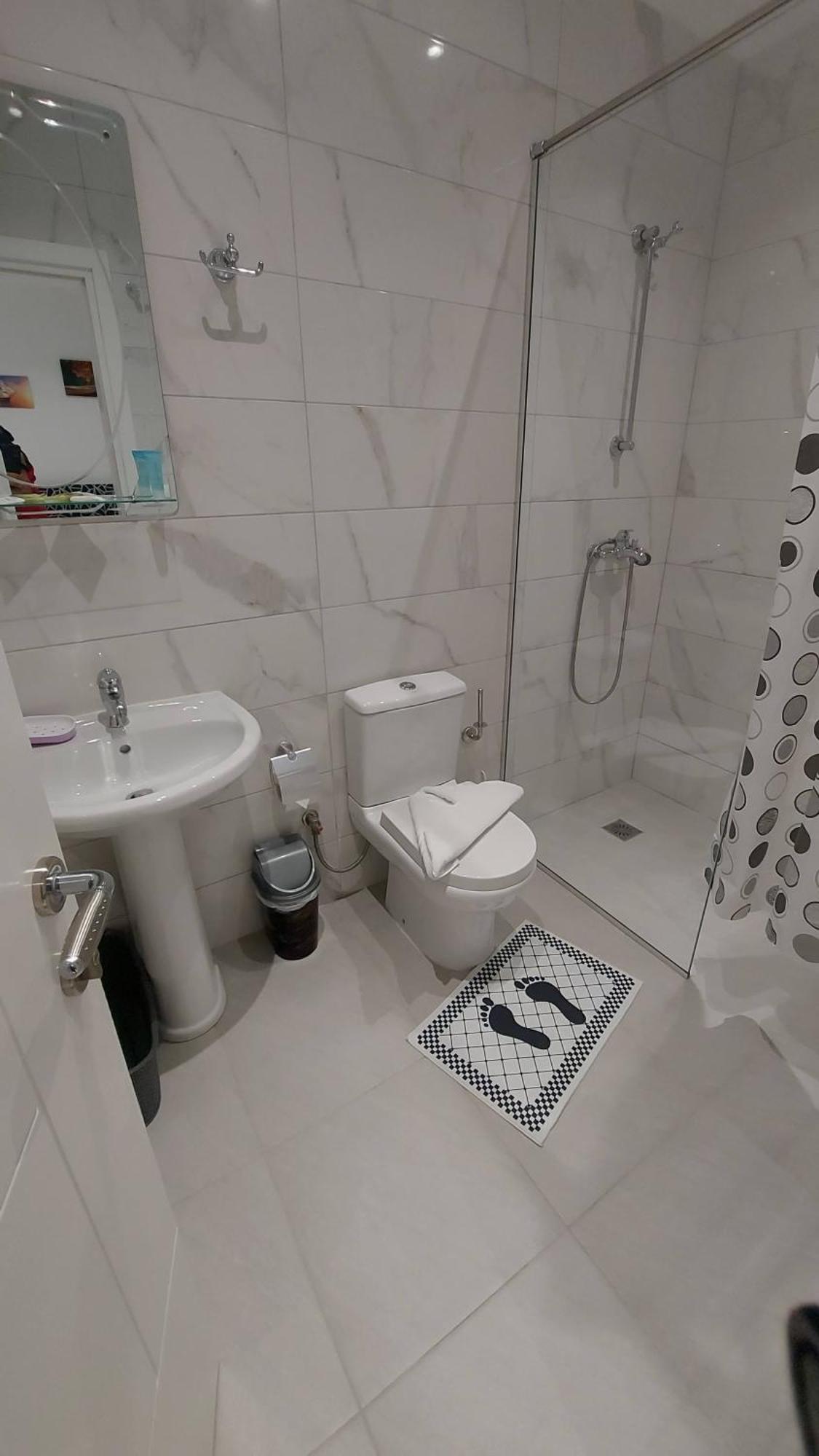 Beni 'S Apartments ซารานเดอ ภายนอก รูปภาพ