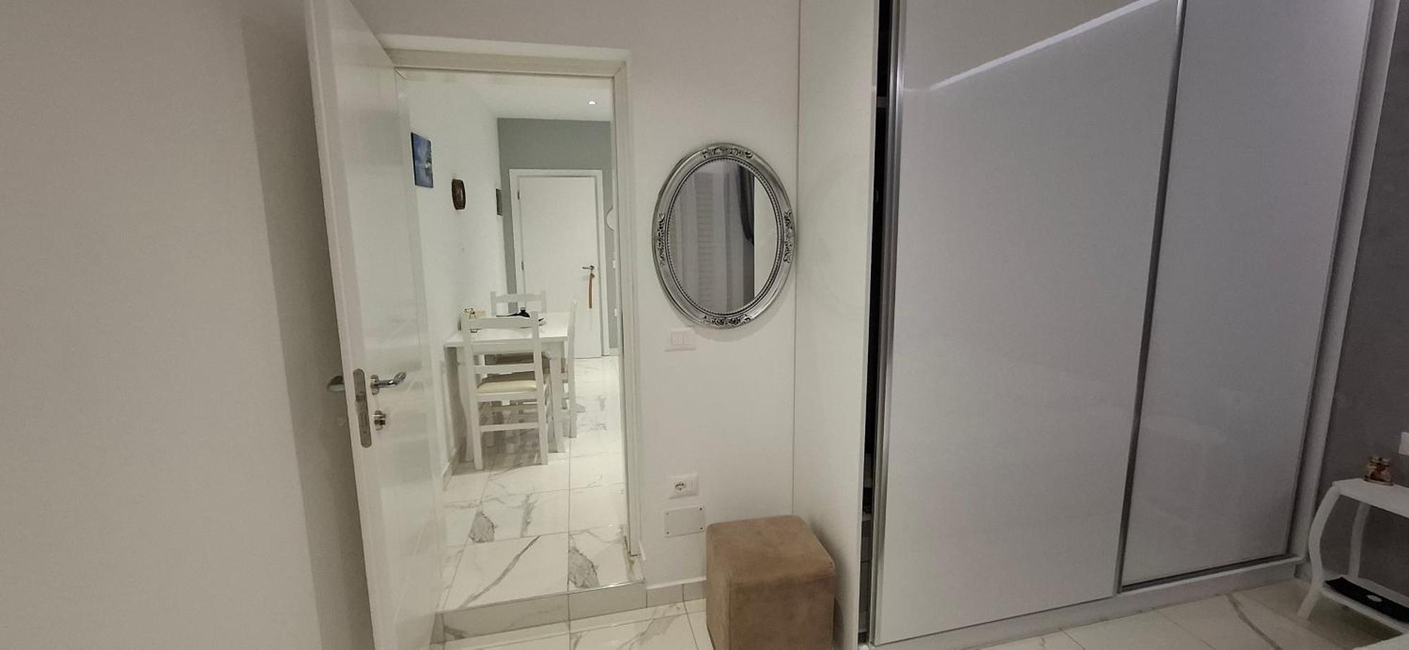 Beni 'S Apartments ซารานเดอ ภายนอก รูปภาพ